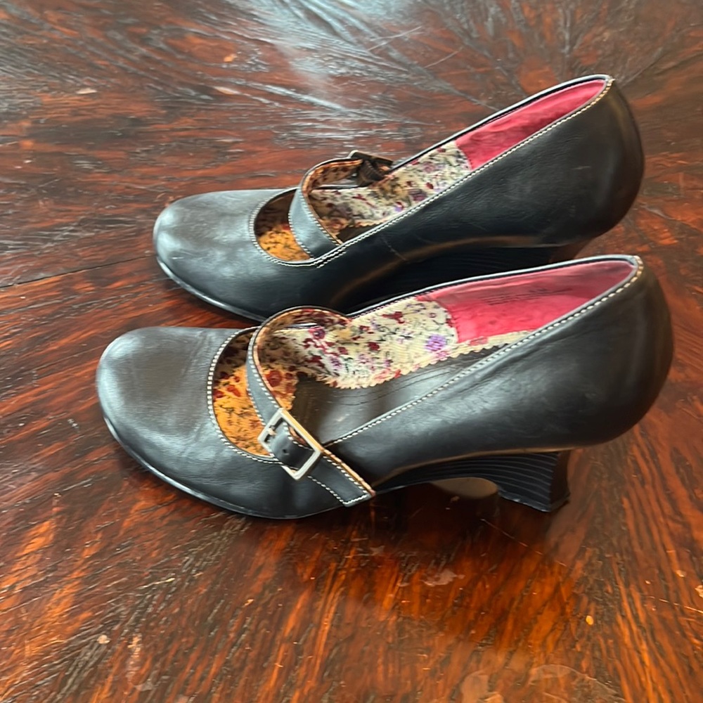 Comfortable black Mary Jane wedges